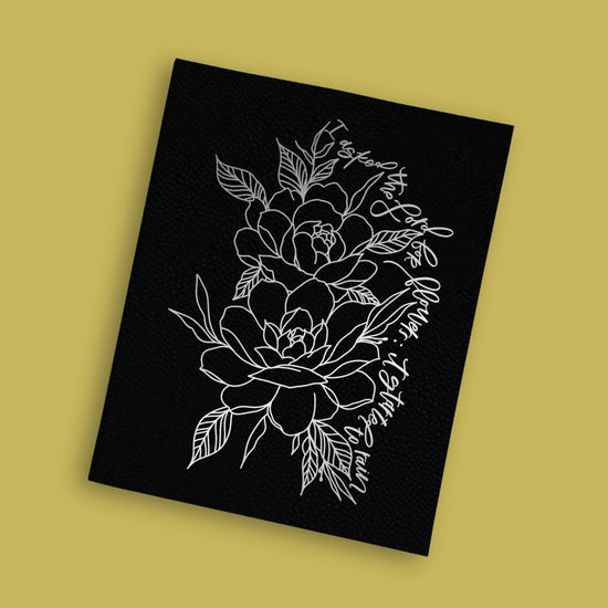 [SYO] Flowers and Rain Engraved Bible
