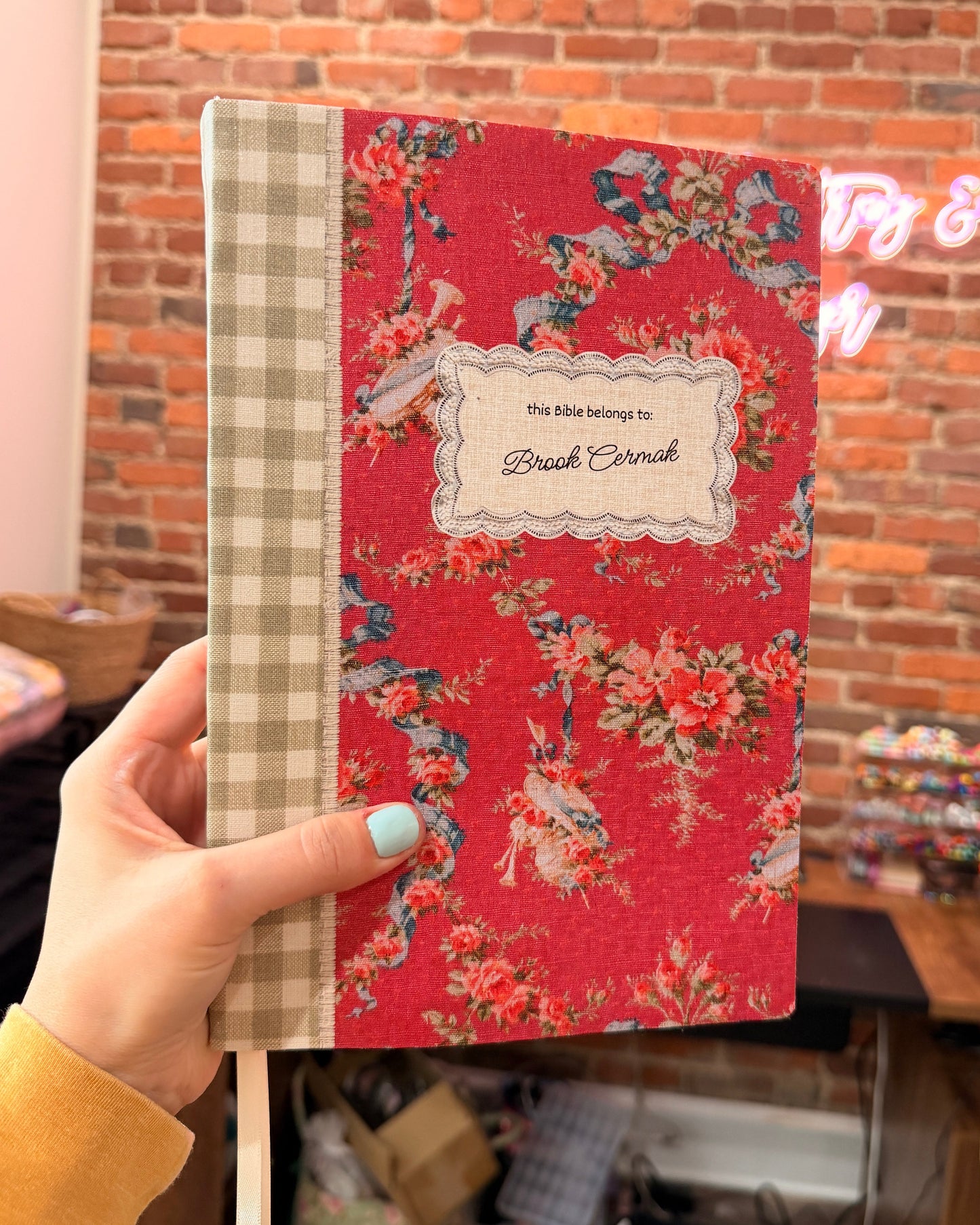 Blushing Heirloom Canvas Bible