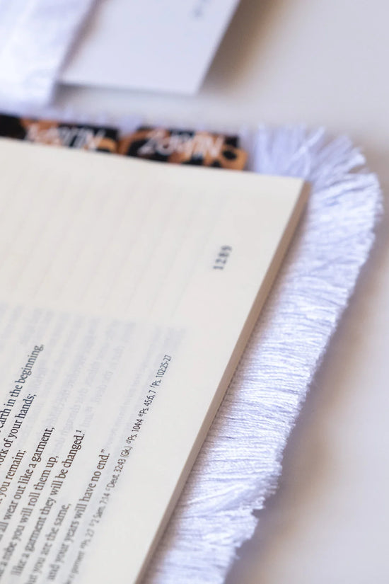 Arctic White - Bible Fringe